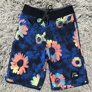 Quicksilver boys swim Trunks